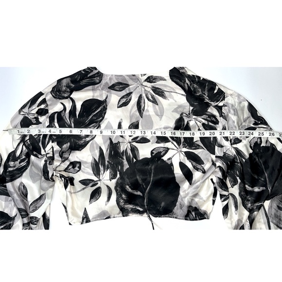 All Saints Carla Jackie Floral Silk Crop Top (Size: 8) - Picture 7 of 10